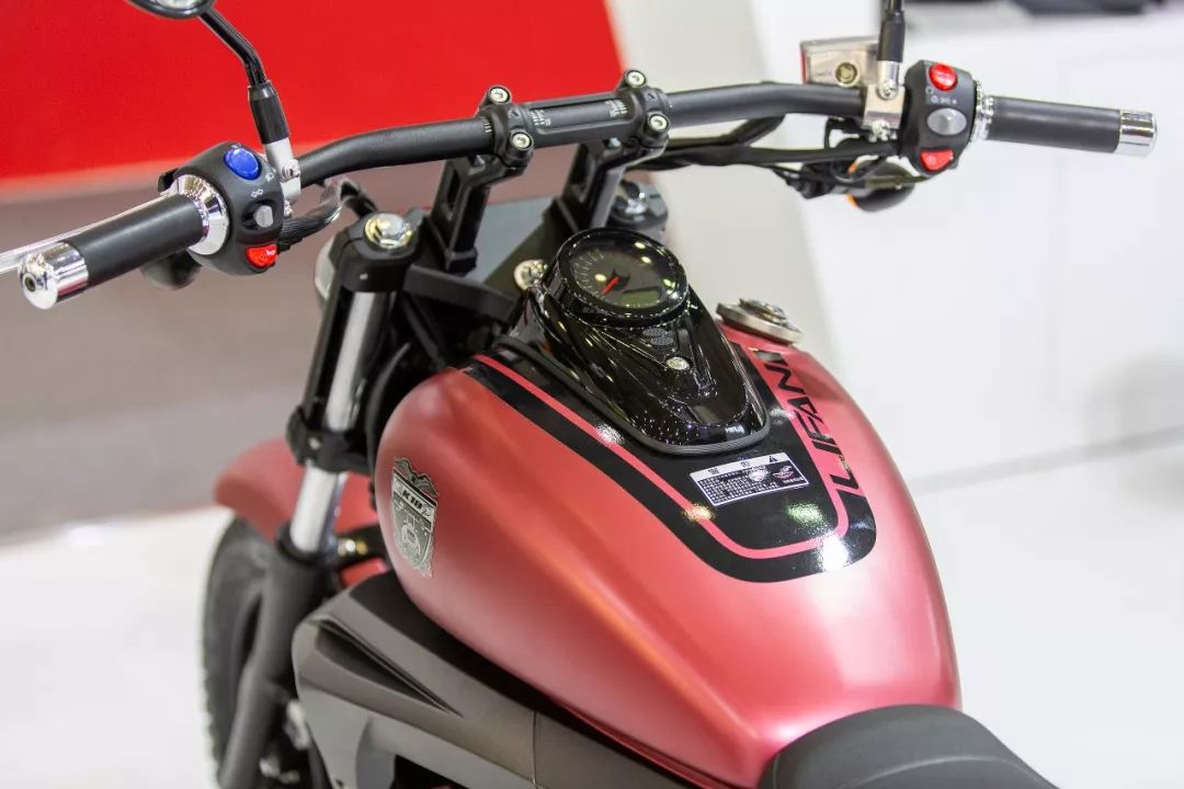 點擊進入看圖評論