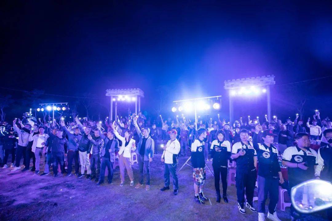 點擊進入看圖評論