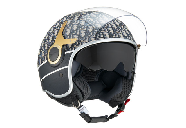 點(diǎn)擊進(jìn)入看圖評(píng)論